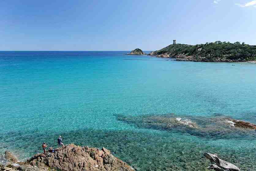 Comment payer moins cher un bateau pour la Corse ?